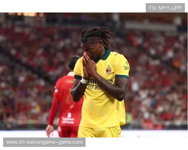 AC米兰边路强突成功率极高，莱奥抽射太正